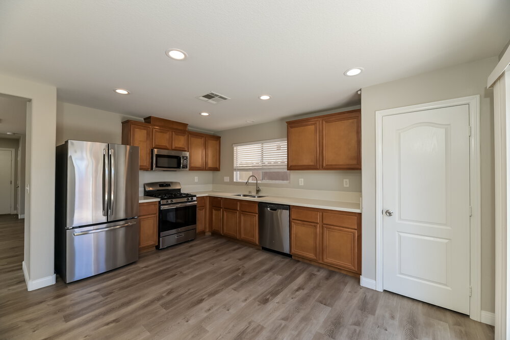 Building Photo - 9149 Spirit Canyon Ave
