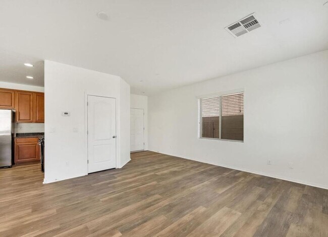 Building Photo - 614 Taliput Palm Pl