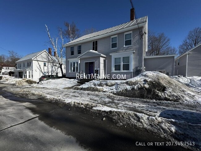 Building Photo - 7 Bennett Ave