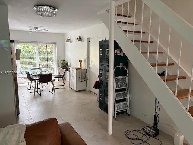 Building Photo - 8837 NE 4th Avenue Rd