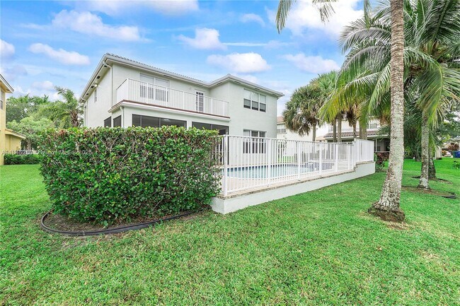 Building Photo - 4642 SW 131st Terrace