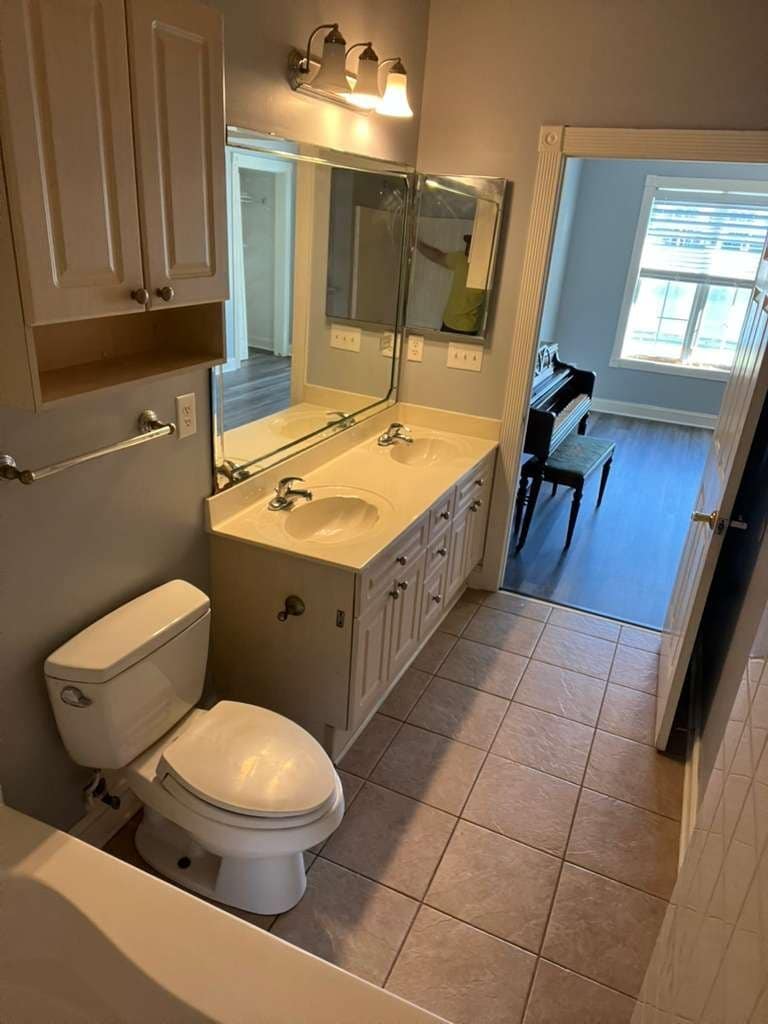 Building Photo - 4847 Luster Leaf Cir