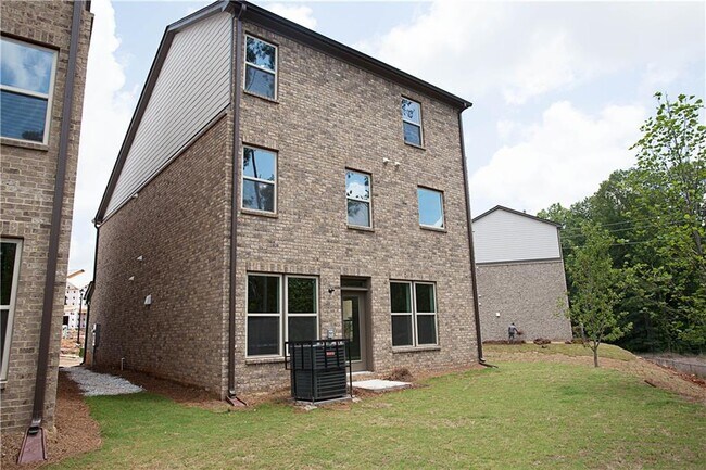 Building Photo - 4355 Almanor Cir