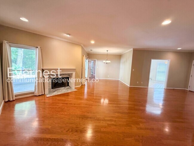 Building Photo - 1200 Berwick Rd