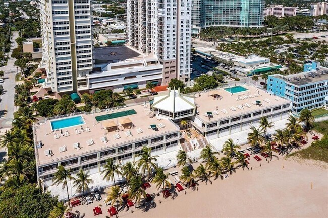 Building Photo - 111 Briny Ave