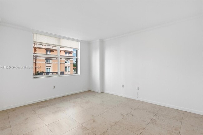 Building Photo - 625 Biltmore Way