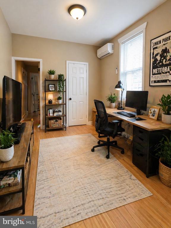 Building Photo - 6251 E Wister St