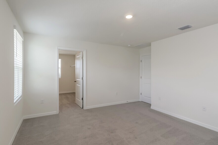 Building Photo - 477 Sunlit Coral St