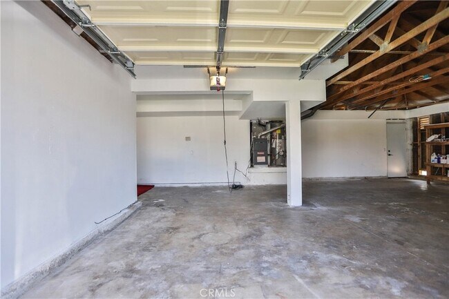 Building Photo - 24307 Carman Ln