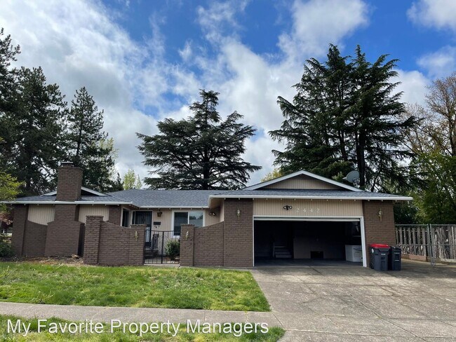 Primary Photo - 4 br, 3 bath House - 2442 Dellwood Ave.