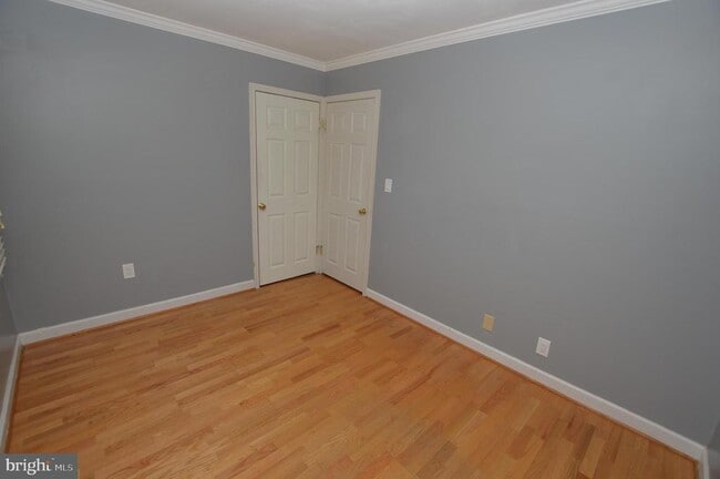 Building Photo - 2712 Bartlett Ln