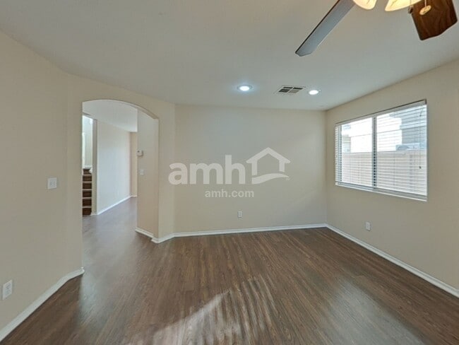 Building Photo - 969 Medina de Leon Ave