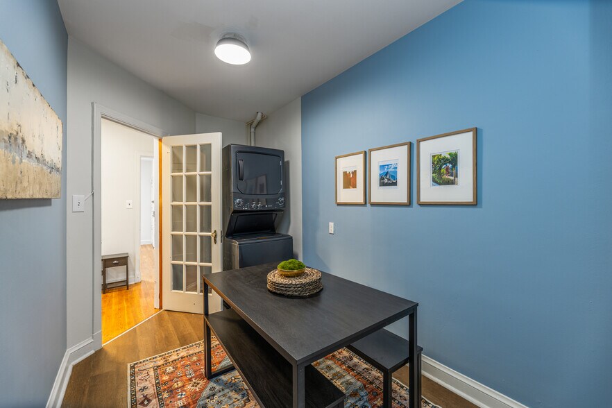 Building Photo - 4348 Southern Ave SE