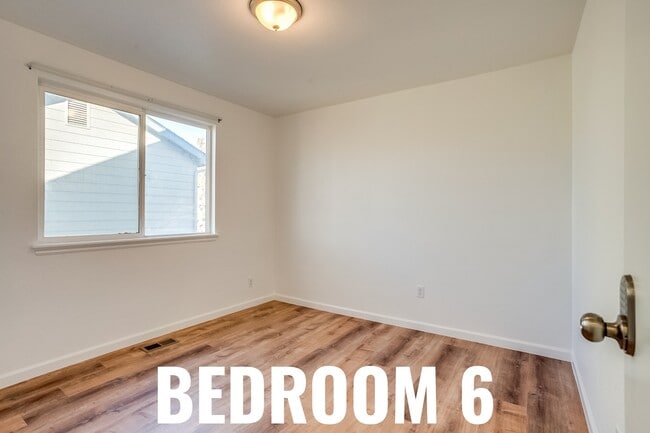 Building Photo - 4763 E 131st Pl