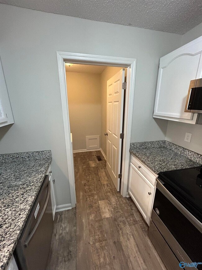 Building Photo - 109 Portal Ln