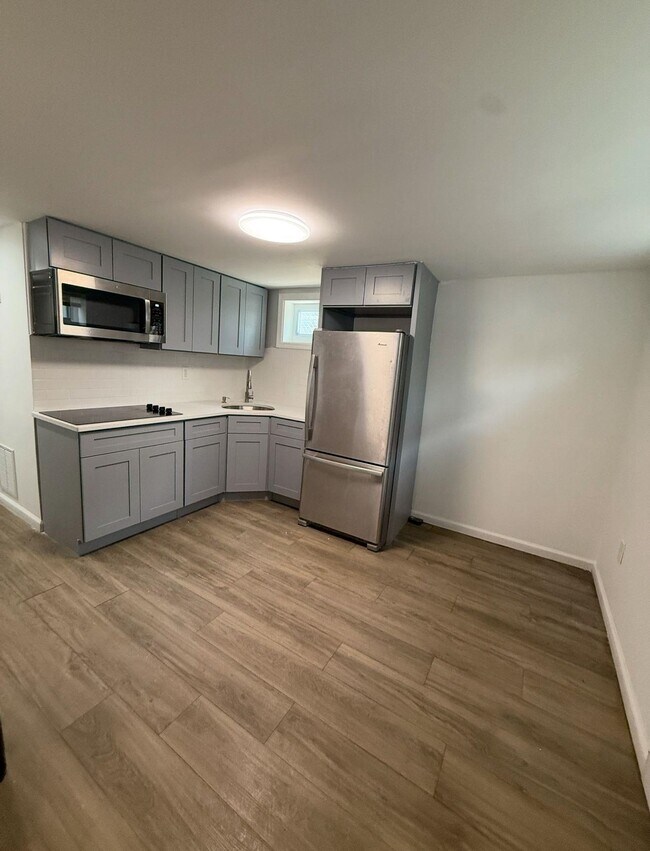 Primary Photo - 100 Rosa Parks Blvd