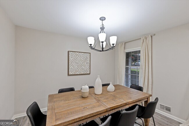 Building Photo - 2984 Blackberry Ln