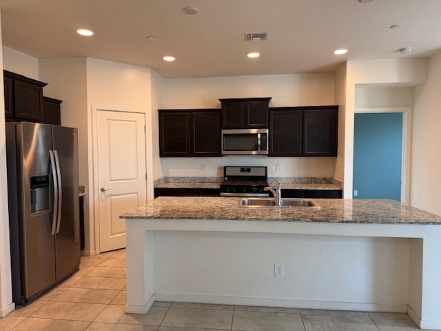 Building Photo - 21415 W Holly St