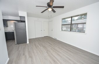 Building Photo - 803 S Jefferson Ave