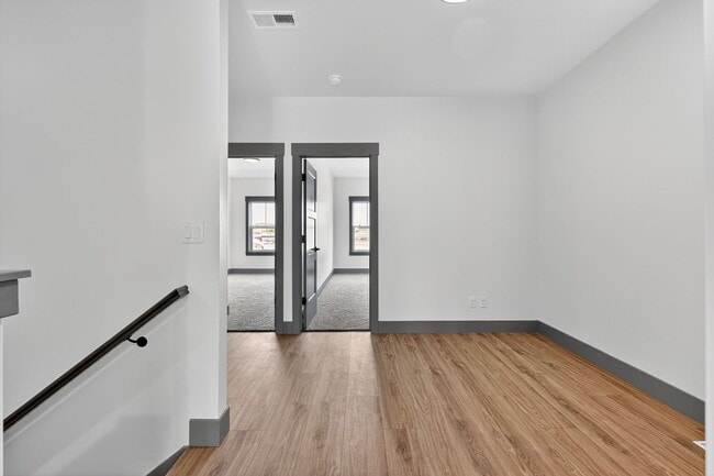 Building Photo - BRAND NEW TOWNHOME IN AMMON IDAHO 3 BED2.5...