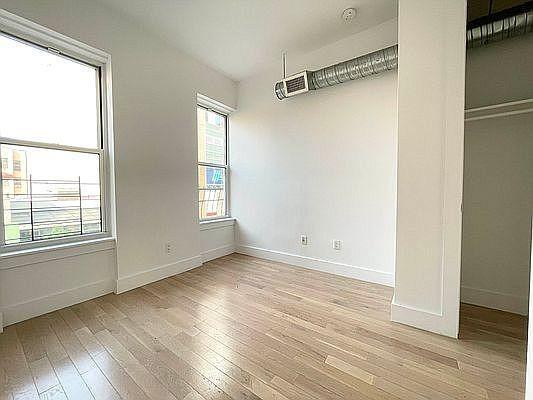 Building Photo - 3 bedroom in New York NY 10035