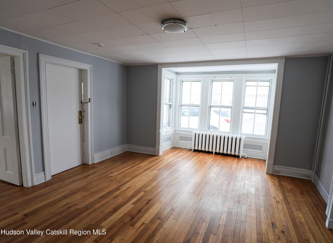 Building Photo - 180 Broadway