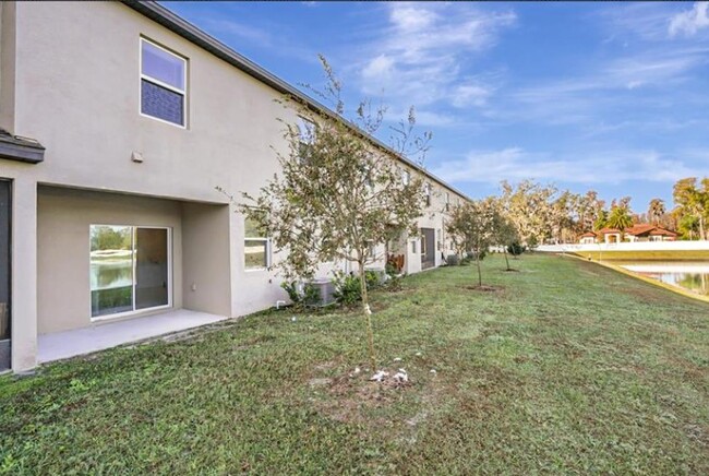 Building Photo - 21197 Threadfin Way