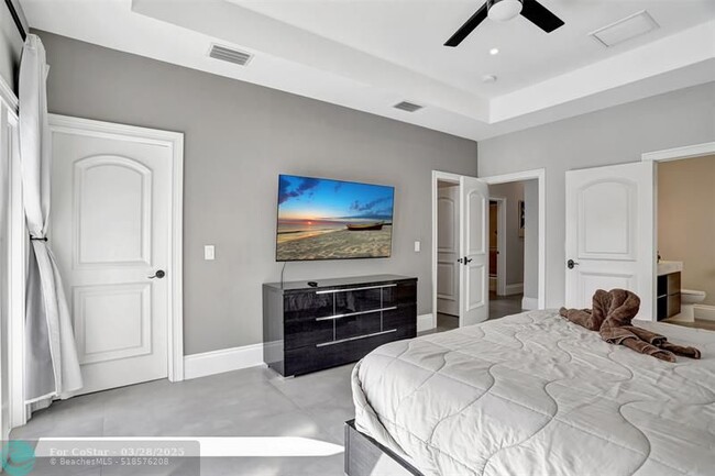 Building Photo - 1304 Mandarin Isle