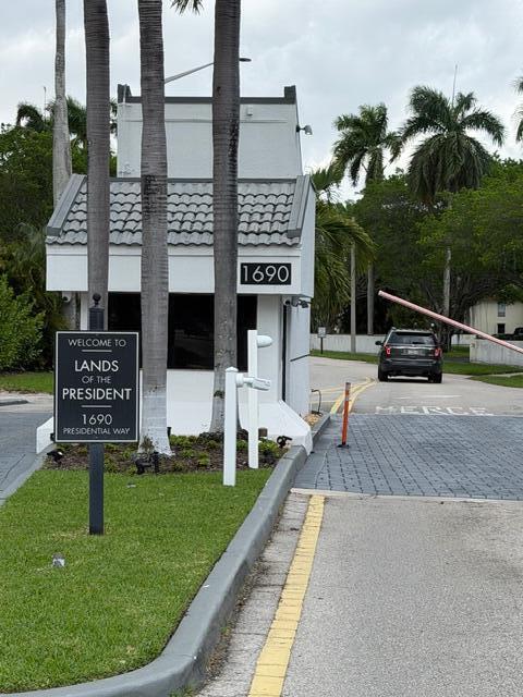 Building Photo - 1700 Presidential Way