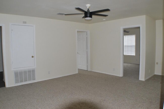 Building Photo - 222 Cedron Chase