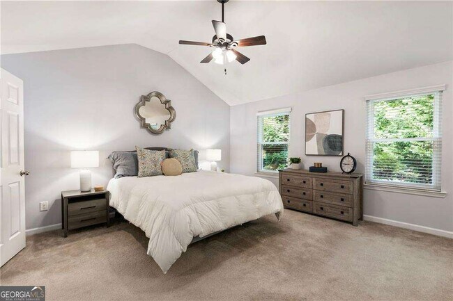 Building Photo - 313 Hidden Creek Ln