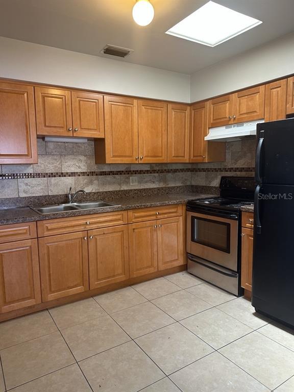 Building Photo - 6568 W Shore Cir