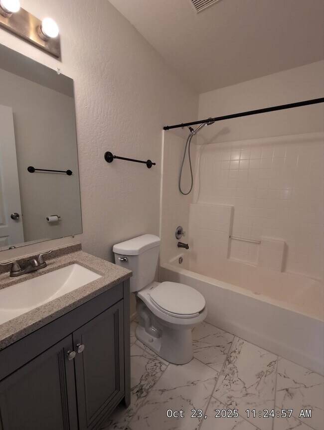 Building Photo - 9978 W Century Dr