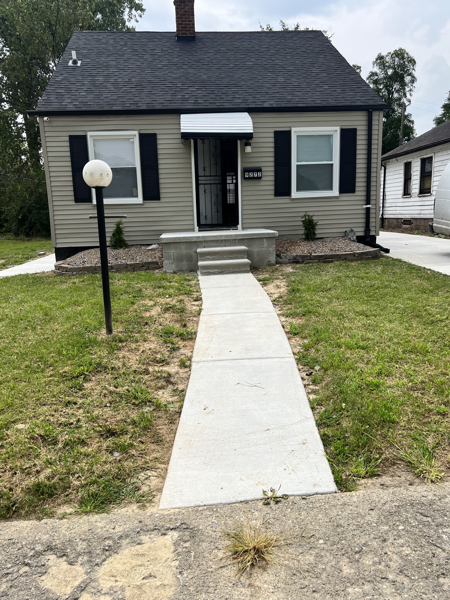 Building Photo - 9272 Fielding St