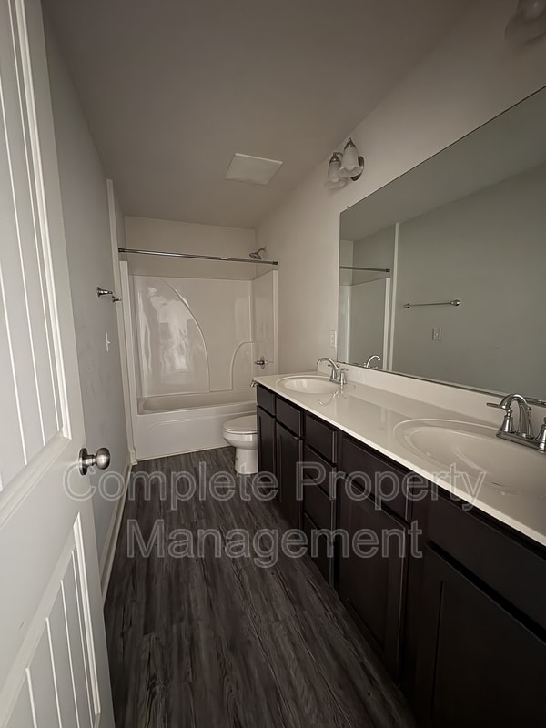 Building Photo - 7 Wescott Hill Way SE