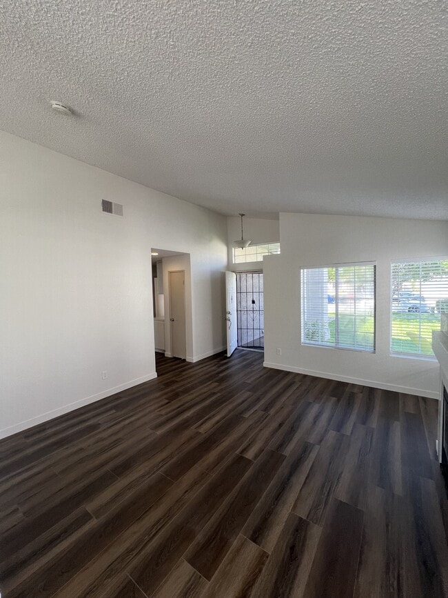 Building Photo - 30202 Cupeno Ln