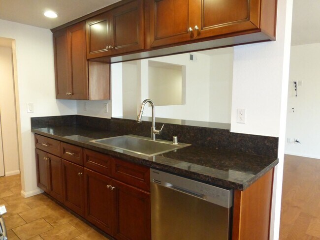Building Photo - 28006 S Western Ave