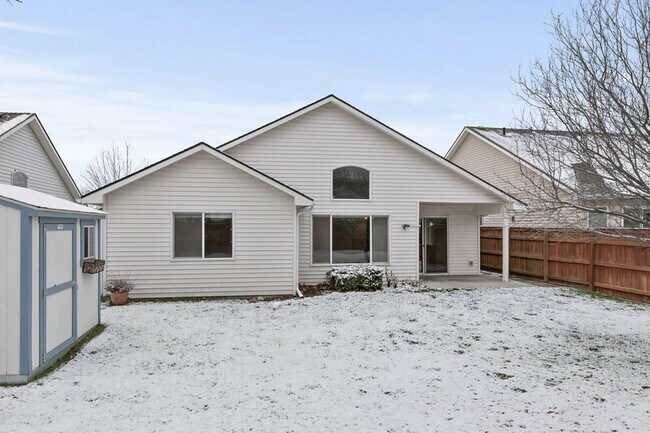 Building Photo - 1920 N Cavalier Rd