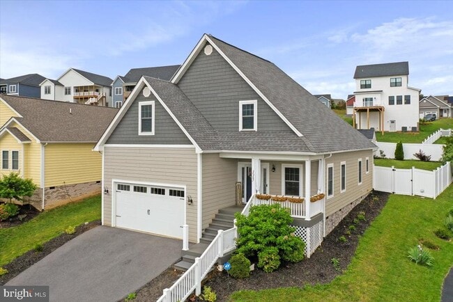 Building Photo - 115 Beauregard Dr