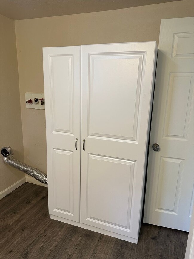 Building Photo - Charming 3 bed 1 bath house in a great a n...