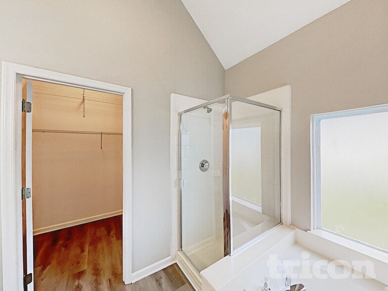 Building Photo - 202 Foster Dr