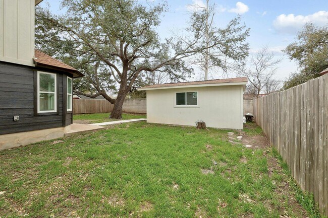 Building Photo - 2902 Buckeye Trail