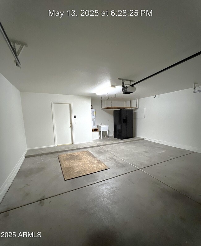 Building Photo - 7162 W Mohawk Ln