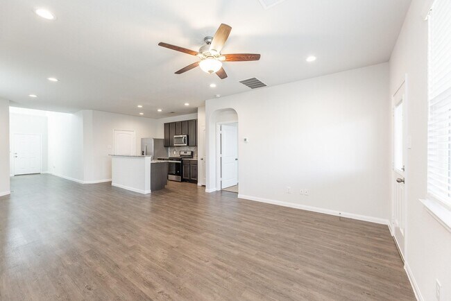 Building Photo - 2931 Orchid Ranch Dr