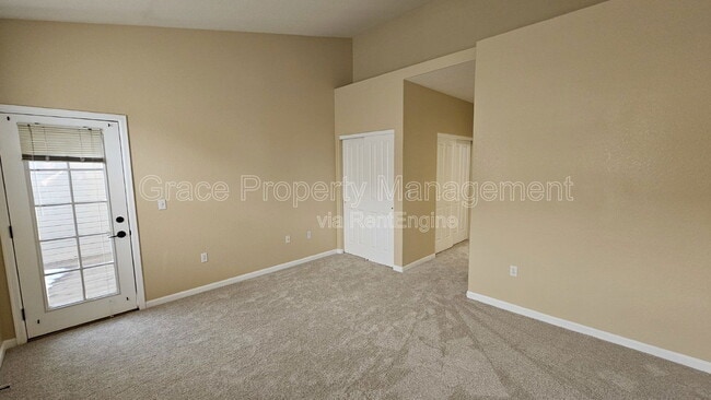 Building Photo - 4024 S Carson St