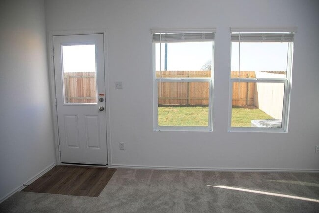 Building Photo - 1127 Catfish Ln