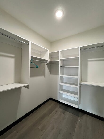 Building Photo - 166 Martin Luther King Jr Dr