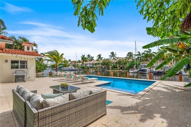 Building Photo - 4 S Gordon Rd