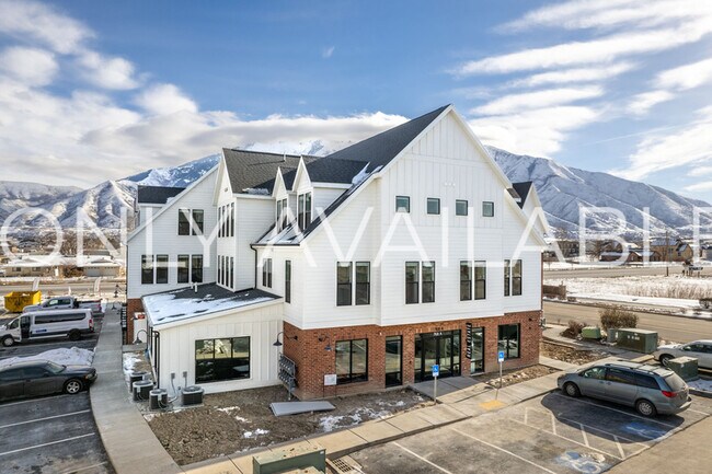Building Photo - 768 S 1600 W