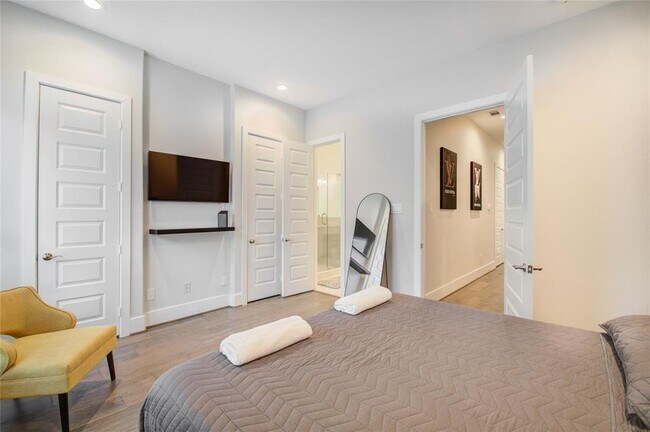 Building Photo - 2020 McGowen St